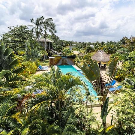 Almond Tree Hotel Resort Corozal Dış mekan fotoğraf