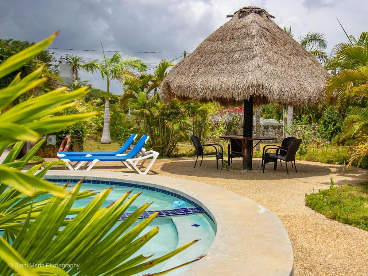 Almond Tree Hotel Resort Corozal Dış mekan fotoğraf
