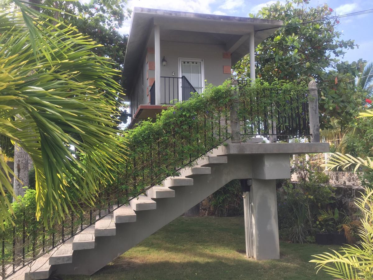 Almond Tree Hotel Resort Corozal Dış mekan fotoğraf