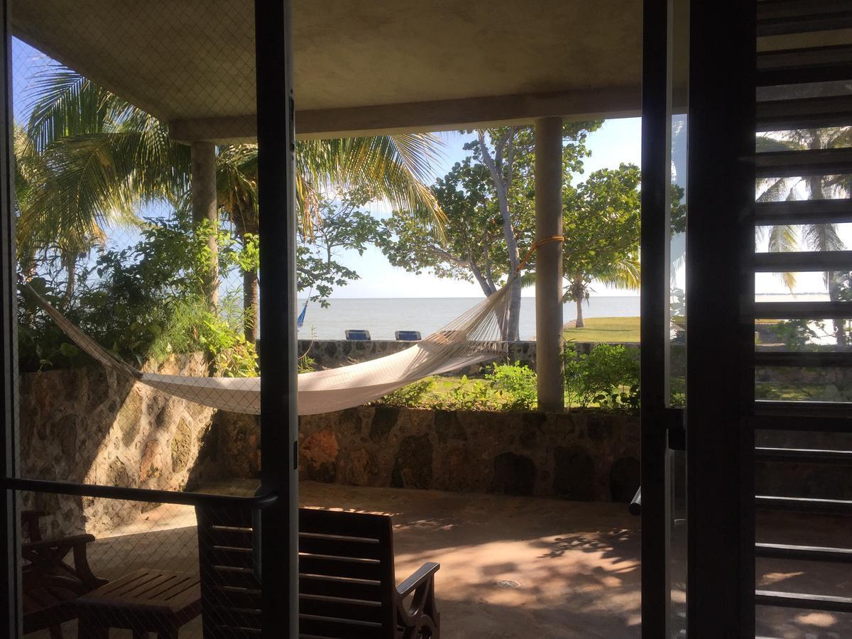 Almond Tree Hotel Resort Corozal Dış mekan fotoğraf