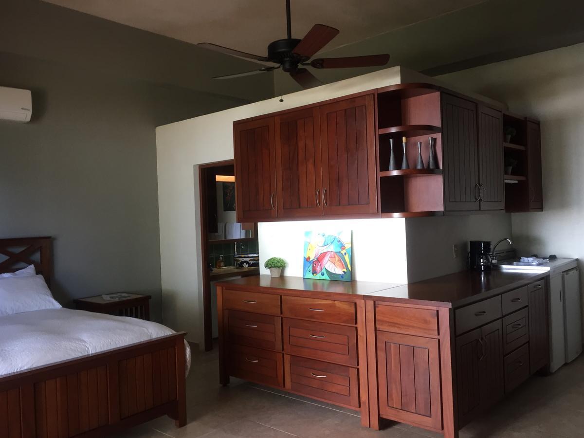 Almond Tree Hotel Resort Corozal Dış mekan fotoğraf