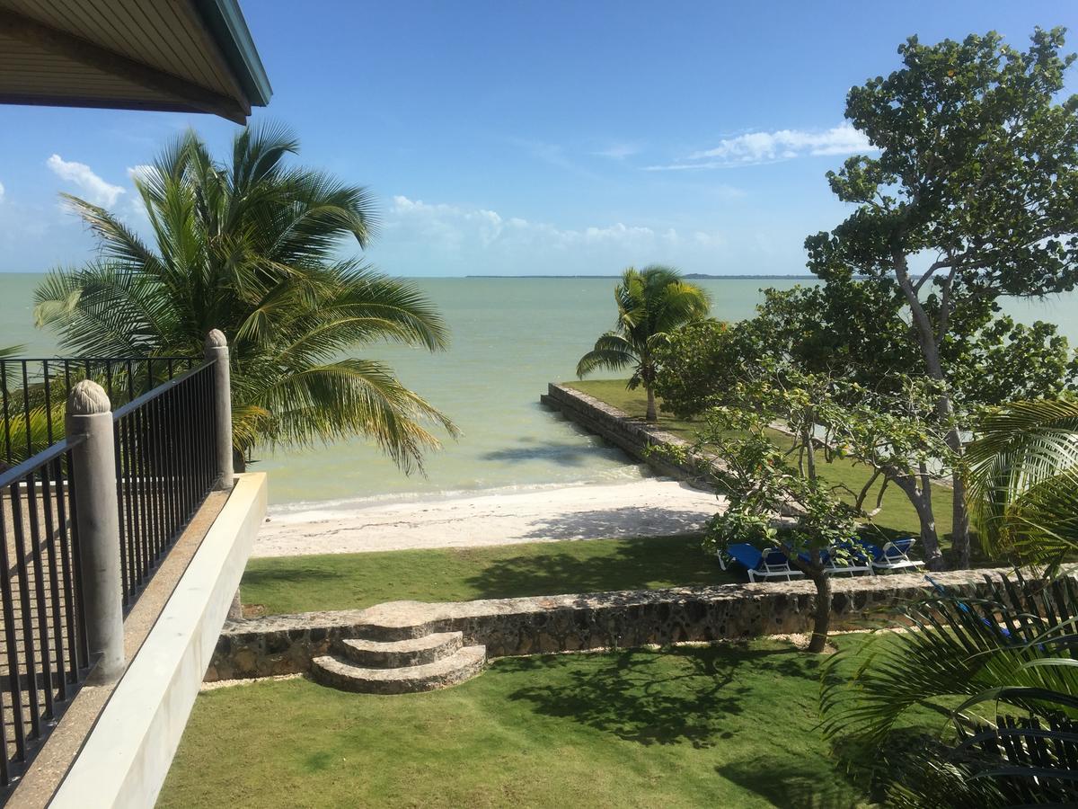 Almond Tree Hotel Resort Corozal Dış mekan fotoğraf
